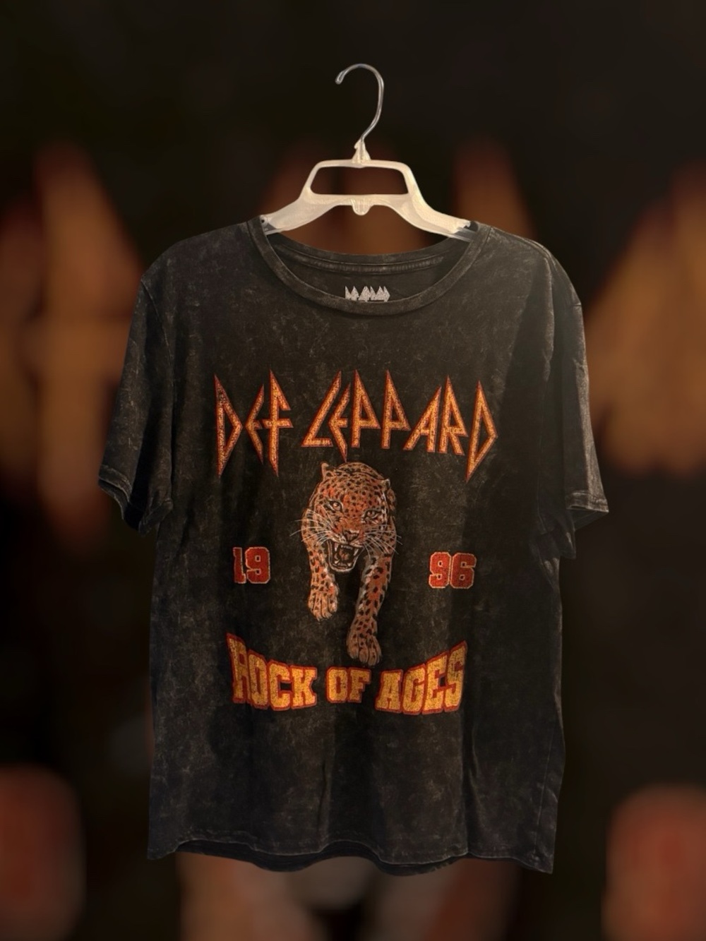 Def Leppard 'Rock of Ages' Leopard Graphic Tee - Black with Orange